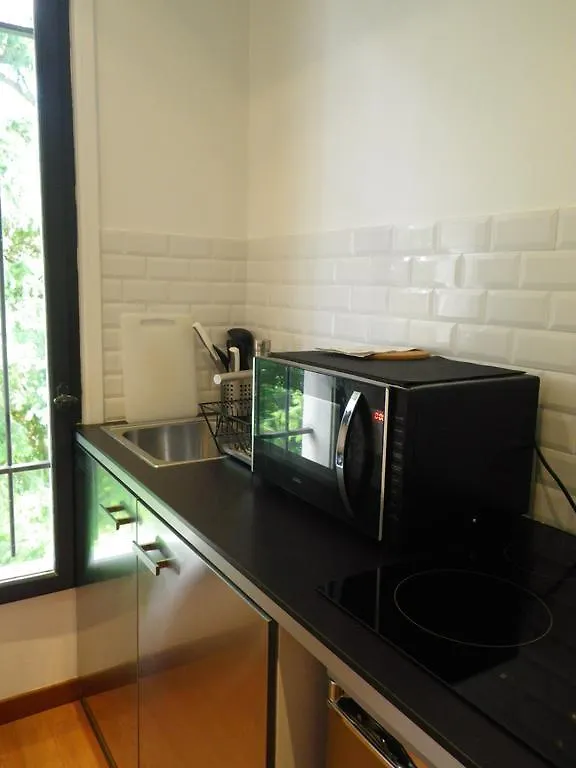 Ecully Loft Hotel 0*, Champagne-au-Mont-d'Or France