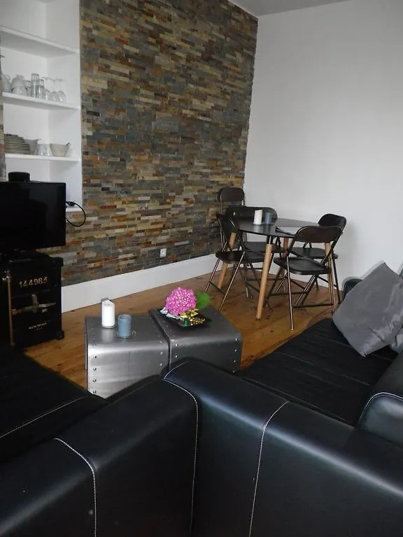 Ecully Loft Hotel 0*, Champagne-au-Mont-d'Or