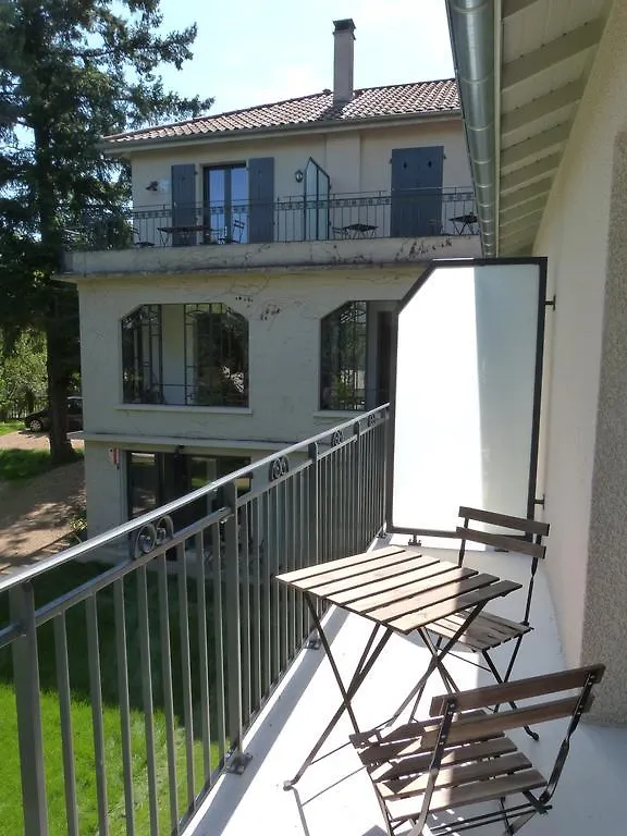 Ecully Loft Hotel